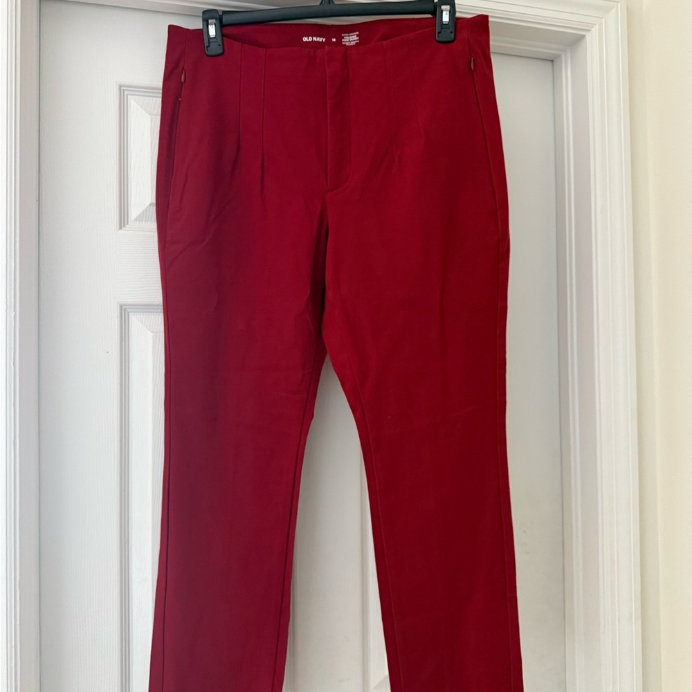 Old navy women Red Pants size 16